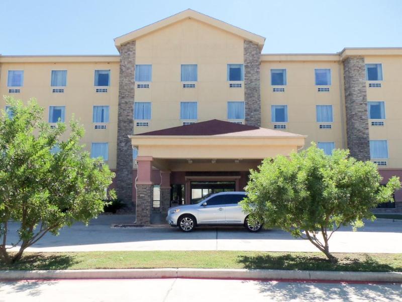 Comfort Inn Near Frost Bank Center San Antonio Exterior photo